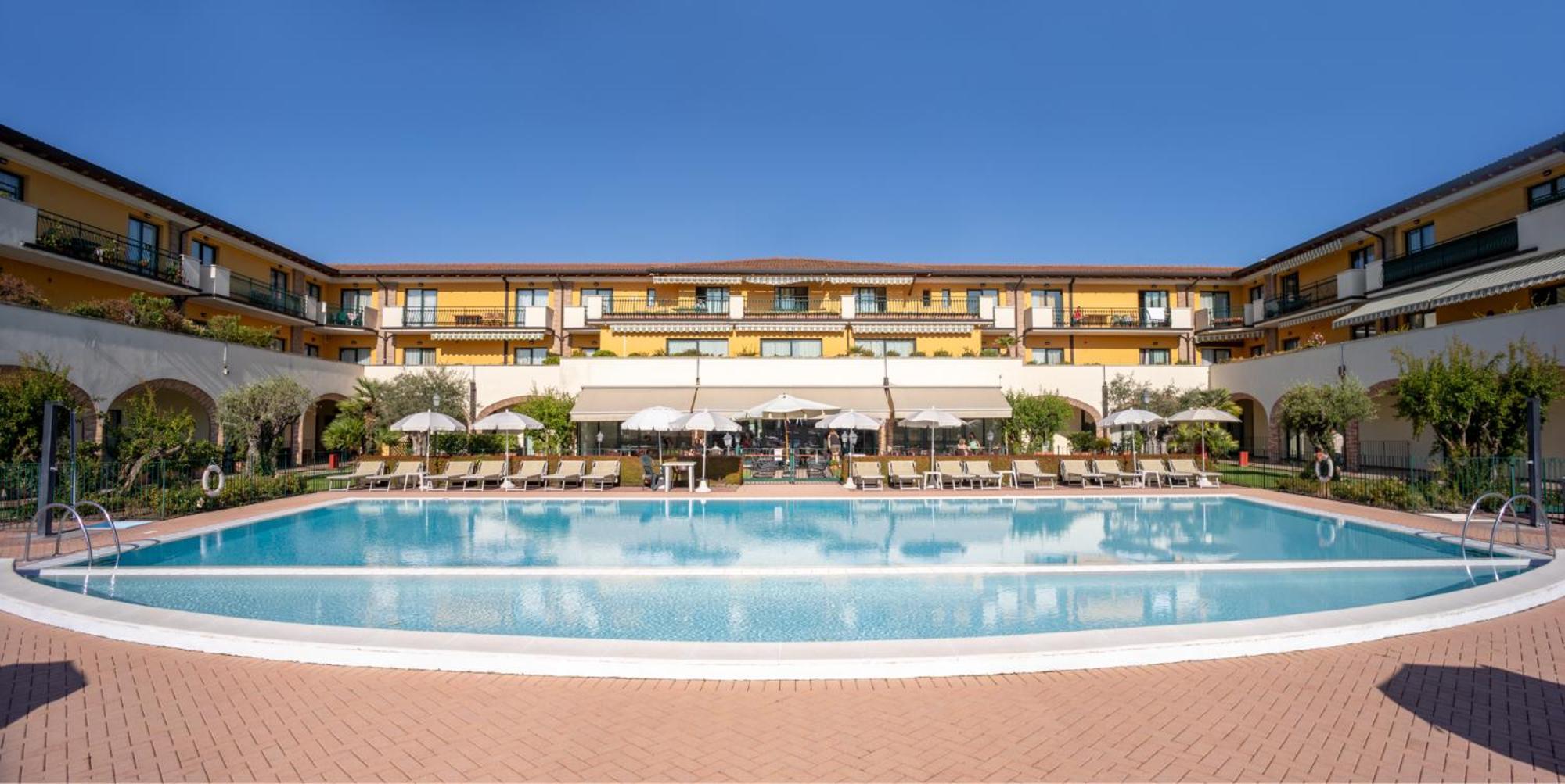 Le Terrazze Sul & 4* Padenghe sul Garda