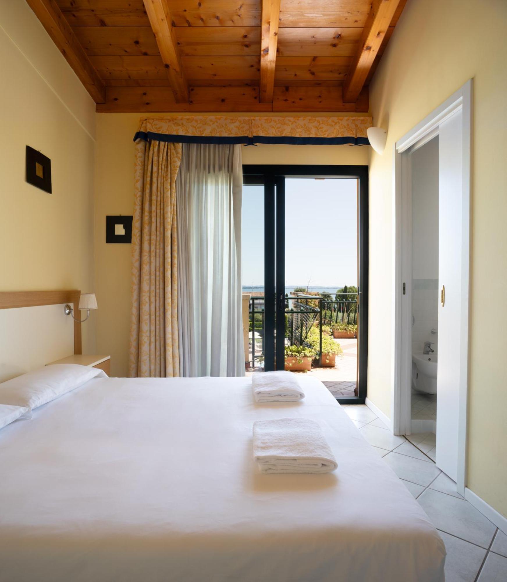 Le Terrazze Sul & Apart-hotel 4*